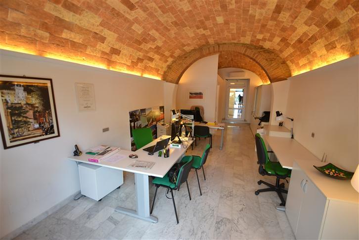 negozio in vendita a Rosignano Marittimo