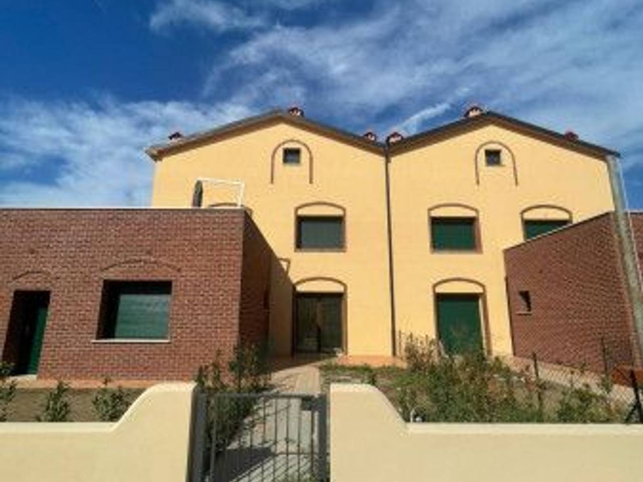 appartamento in vendita a Rosignano Marittimo in zona Vada