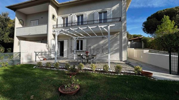 appartamento in vendita a Rosignano Marittimo in zona Castiglioncello