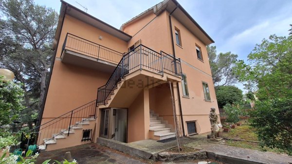 appartamento in vendita a Rosignano Marittimo in zona Castiglioncello