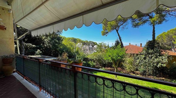 appartamento in vendita a Rosignano Marittimo in zona Castiglioncello