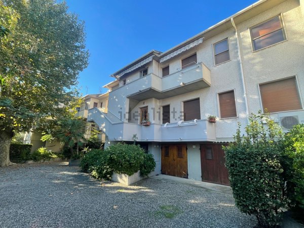 appartamento in vendita a Rosignano Marittimo in zona Vada