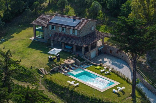 casa indipendente a Rosignano Marittimo in zona Castelnuovo della Misericordia