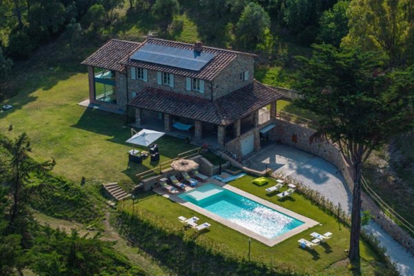 casa indipendente a Rosignano Marittimo in zona Castelnuovo della Misericordia