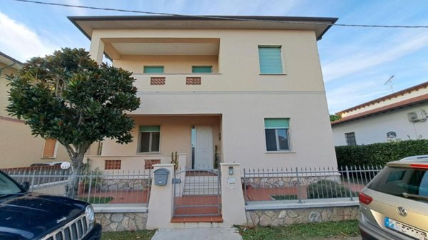 casa indipendente in vendita a Rosignano Marittimo in zona Rosignano Solvay
