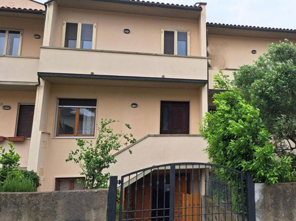 casa indipendente in vendita a Rosignano Marittimo in zona Rosignano Solvay