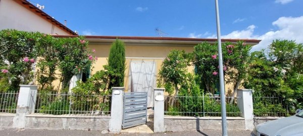casa indipendente in vendita a Rosignano Marittimo in zona Rosignano Solvay