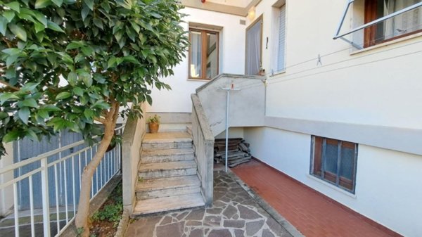 appartamento in vendita a Rosignano Marittimo in zona Rosignano Solvay