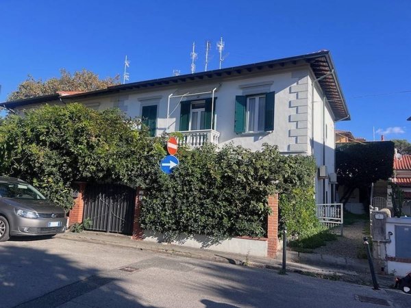 appartamento in vendita a Rosignano Marittimo in zona Castiglioncello