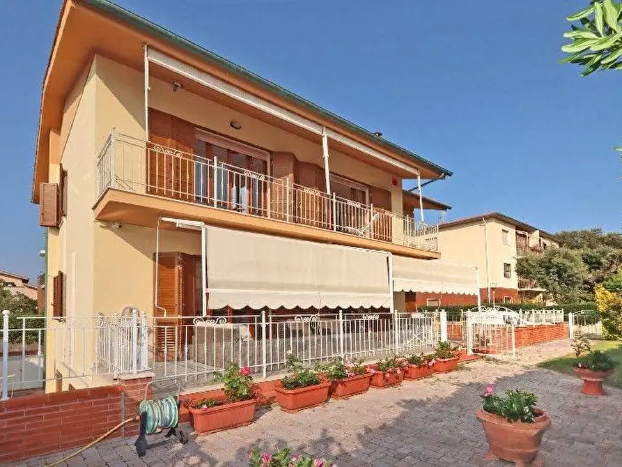 casa indipendente in vendita a Rosignano Marittimo in zona Castiglioncello