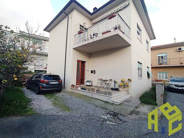 appartamento in vendita a Rosignano Marittimo in zona Rosignano Solvay