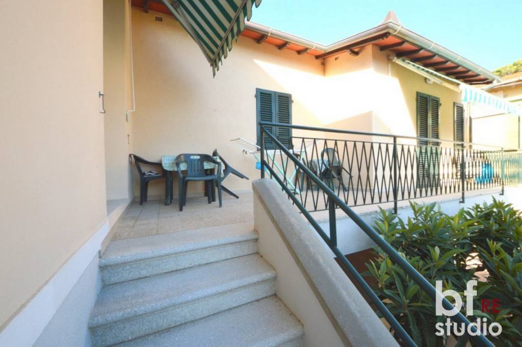 appartamento in vendita a Rosignano Marittimo in zona Castiglioncello