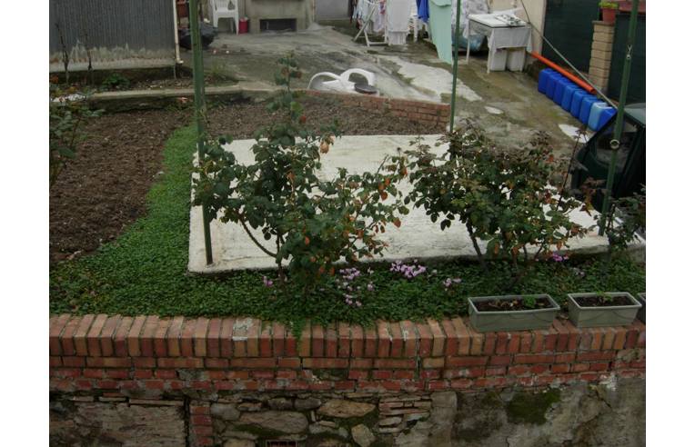 casa indipendente a Rosignano Marittimo in zona Castelnuovo della Misericordia