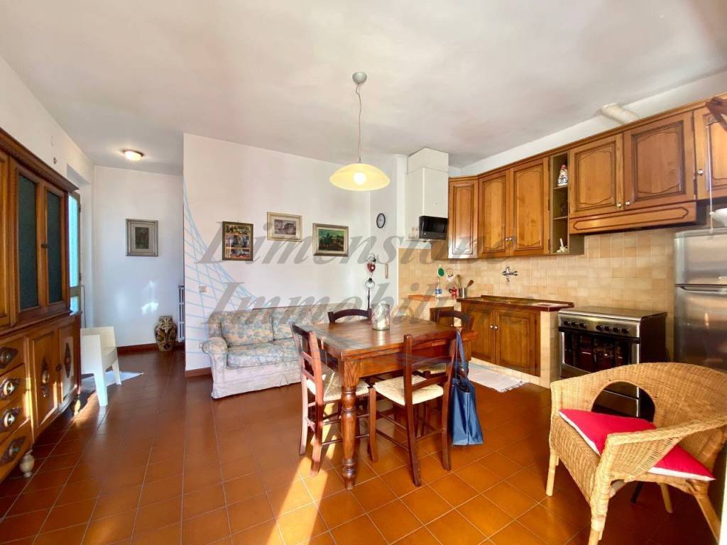 appartamento in vendita a Rosignano Marittimo in zona Rosignano Solvay