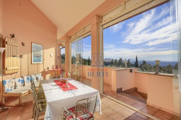 casa indipendente in vendita a Rosignano Marittimo