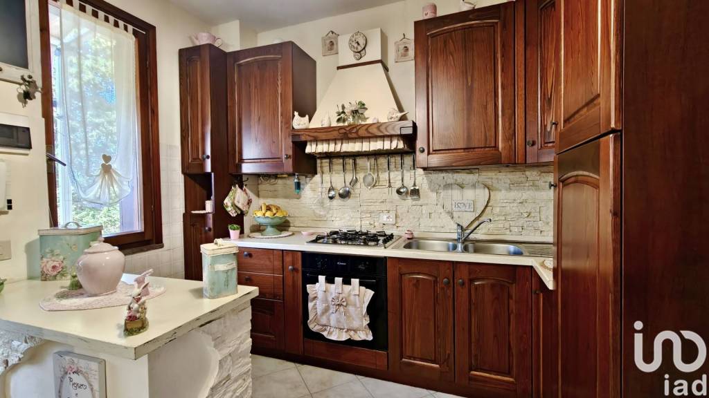 appartamento in vendita a Rosignano Marittimo in zona Vada