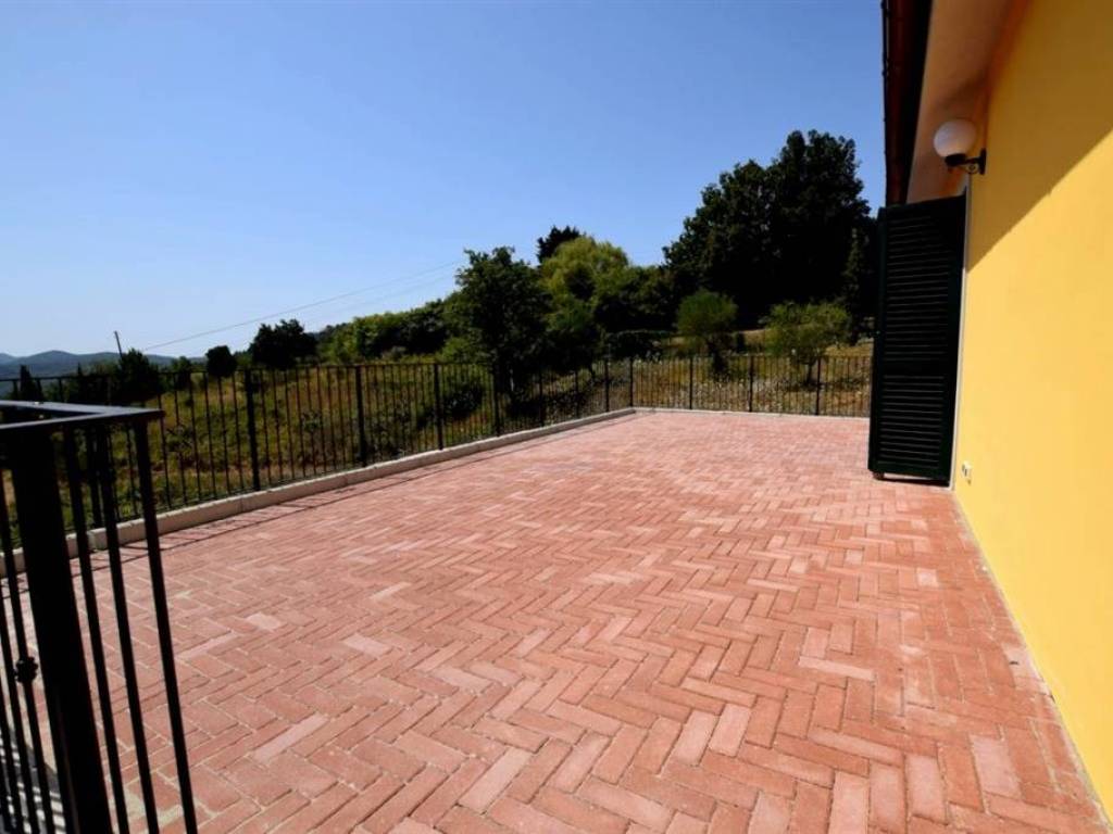 casa indipendente in vendita a Rosignano Marittimo in zona Gabbro