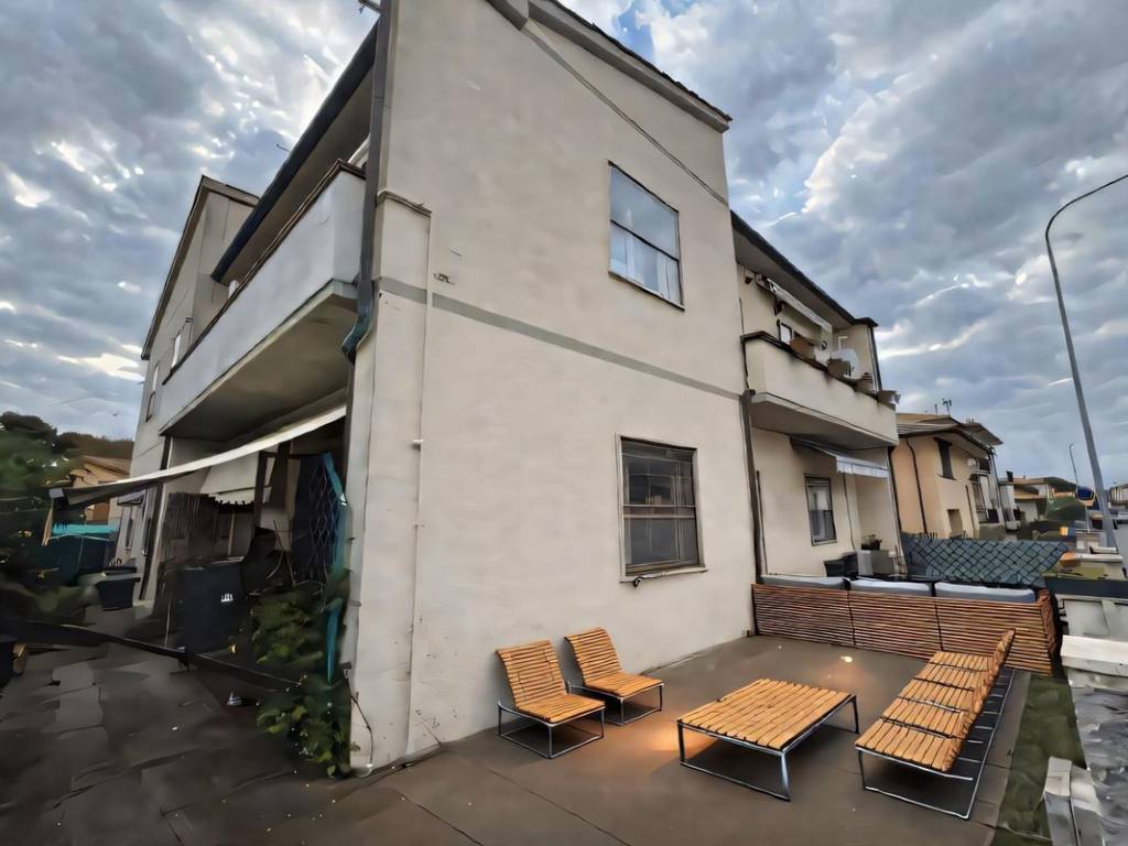 appartamento in vendita a Rosignano Marittimo in zona Rosignano Solvay