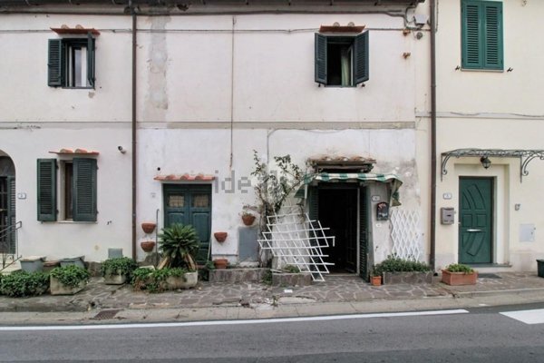 appartamento in vendita a Rosignano Marittimo in zona Gabbro