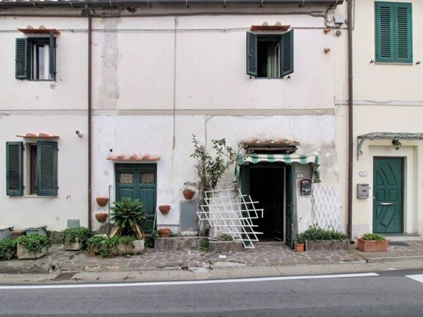 appartamento in vendita a Rosignano Marittimo in zona Gabbro
