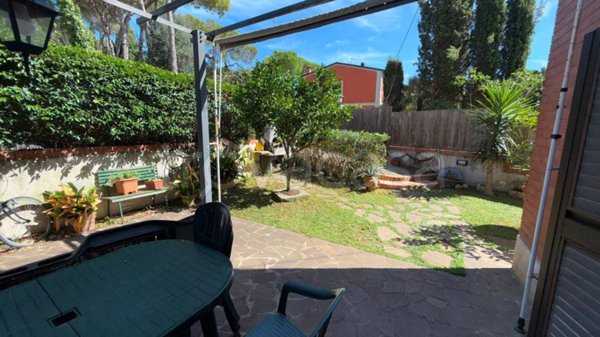 appartamento in vendita a Rosignano Marittimo in zona Castiglioncello