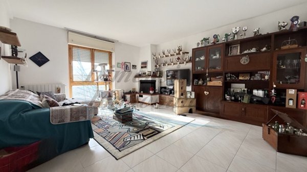 appartamento in vendita a Rosignano Marittimo