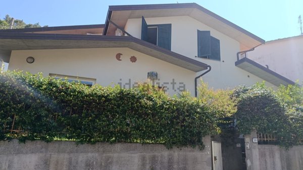casa indipendente in vendita a Rosignano Marittimo in zona Gabbro