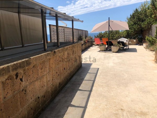 appartamento in vendita a Rosignano Marittimo in zona Castiglioncello