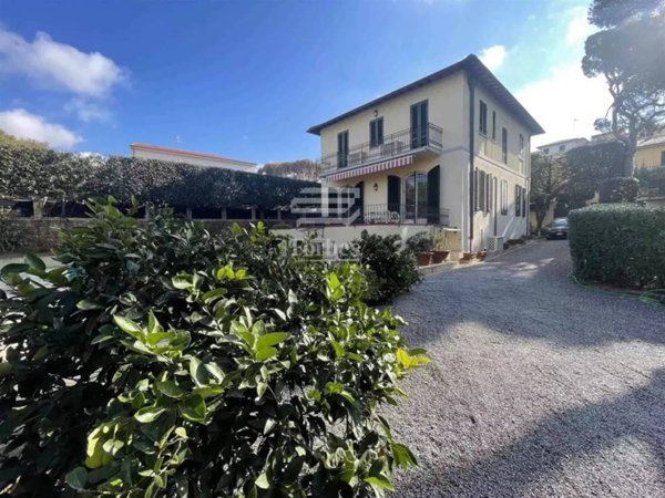 casa indipendente in vendita a Rosignano Marittimo in zona Rosignano Solvay