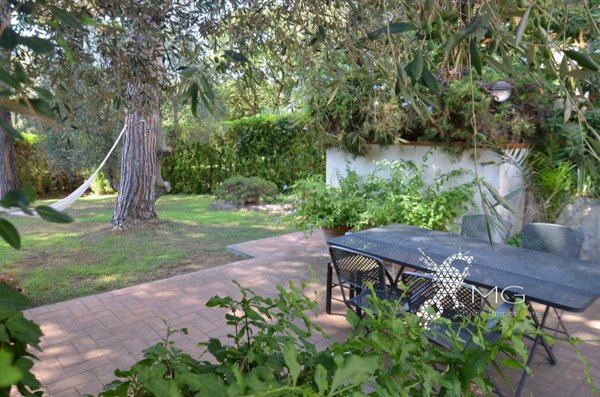 casa indipendente in vendita a Rosignano Marittimo in zona Castiglioncello