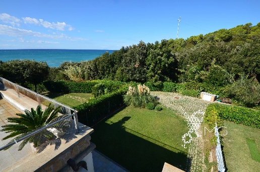 casa indipendente in vendita a Rosignano Marittimo in zona Castiglioncello