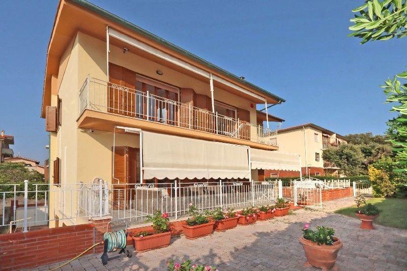 casa indipendente in vendita a Rosignano Marittimo in zona Castiglioncello