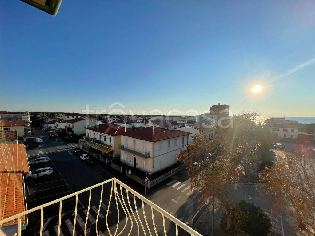 appartamento in vendita a Rosignano Marittimo in zona Rosignano Solvay