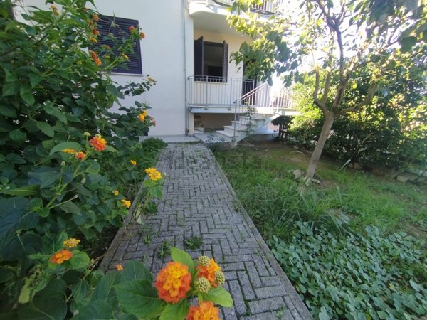 appartamento in vendita a Rosignano Marittimo in zona Nibbiaia