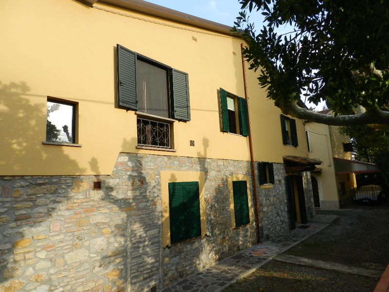 casa indipendente in vendita a Rosignano Marittimo