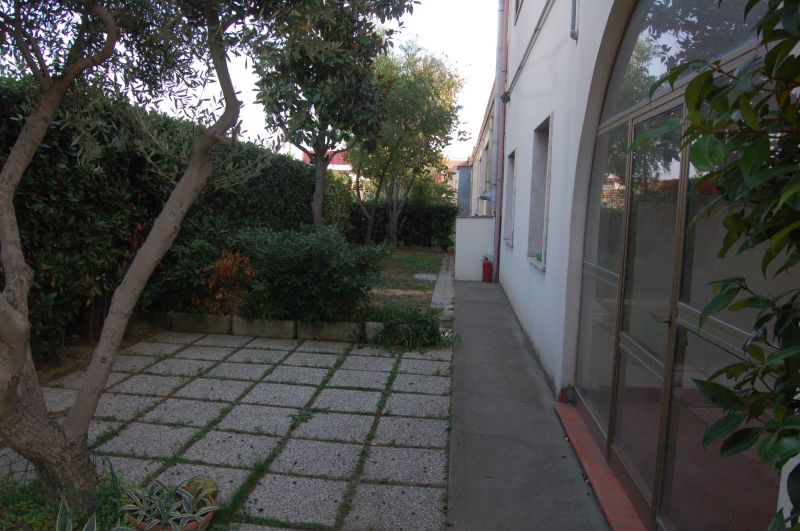 negozio in vendita a Rosignano Marittimo in zona Rosignano Solvay