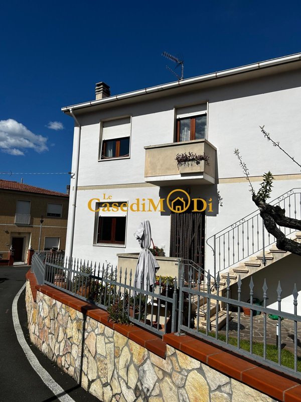 casa indipendente in vendita a Rosignano Marittimo in zona Gabbro