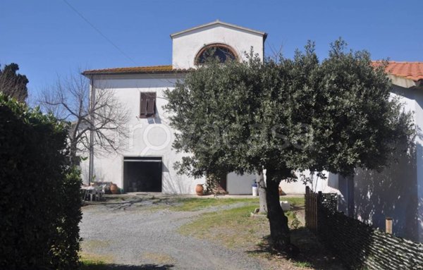 casa indipendente in vendita a Rosignano Marittimo in zona Vada