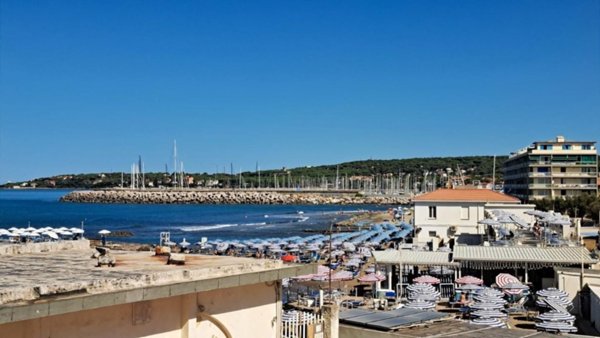 appartamento in vendita a Rosignano Marittimo in zona Rosignano Solvay