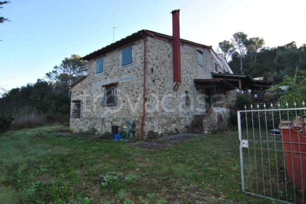 casa indipendente in vendita a Rosignano Marittimo in zona Gabbro