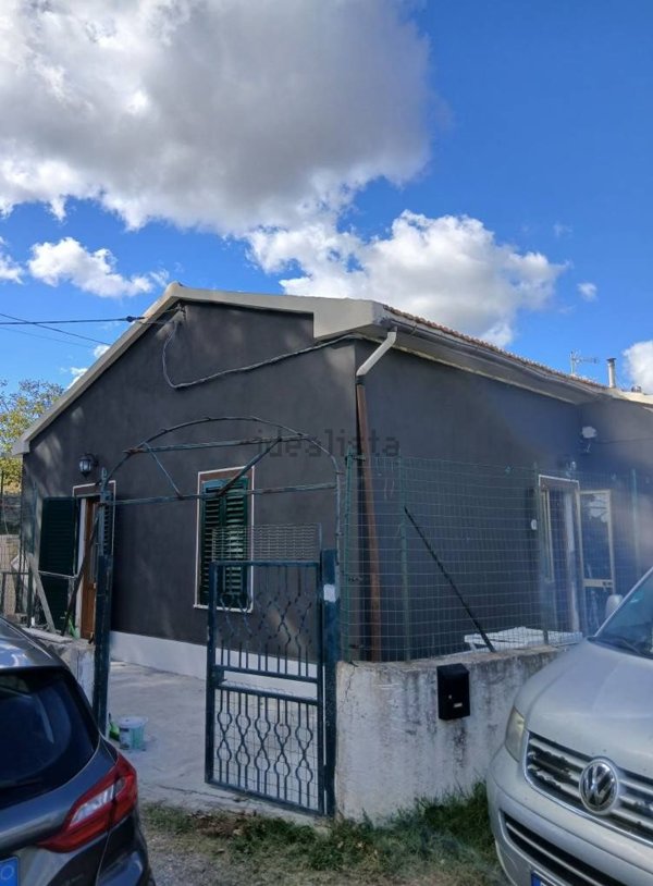 casa indipendente in vendita a Rosignano Marittimo