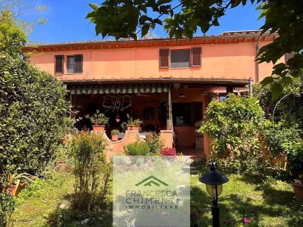 casa indipendente in vendita a Rosignano Marittimo in zona Gabbro