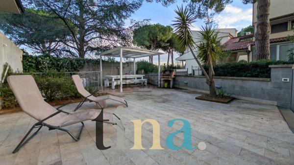 appartamento in vendita a Rosignano Marittimo in zona Castiglioncello