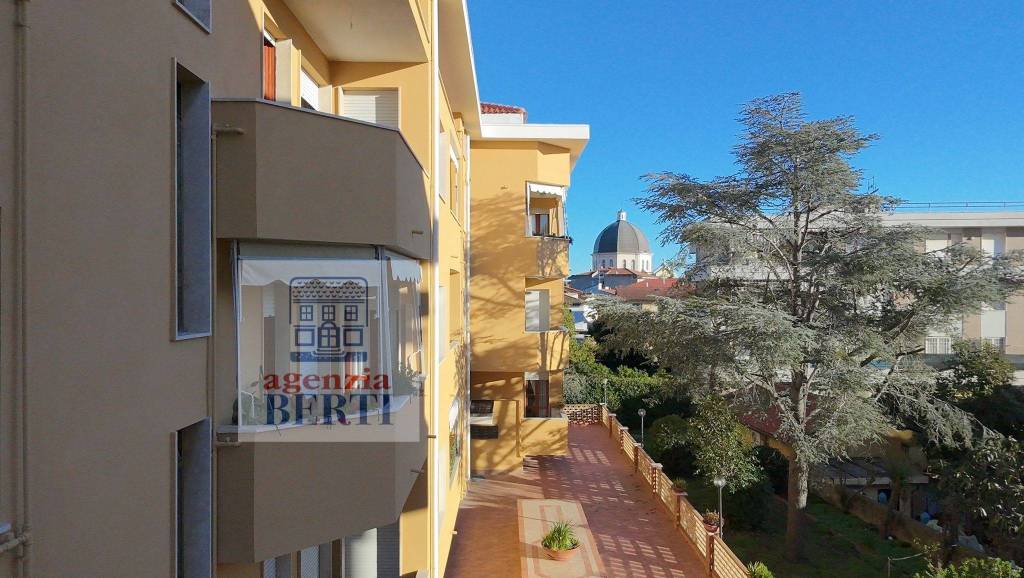 appartamento in vendita a Rosignano Marittimo in zona Castiglioncello