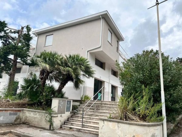 appartamento in vendita a Rosignano Marittimo in zona Rosignano Solvay