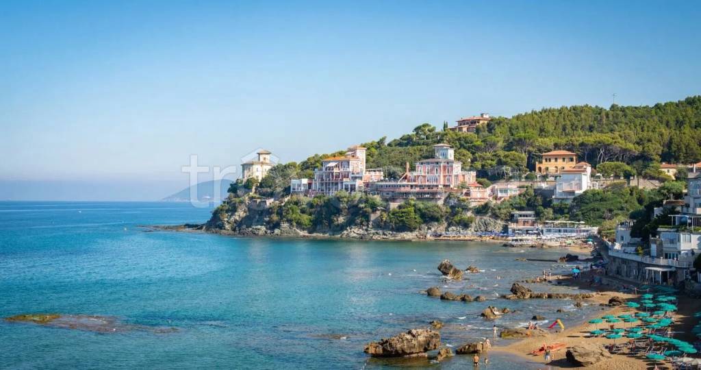 casa indipendente in vendita a Rosignano Marittimo in zona Castiglioncello