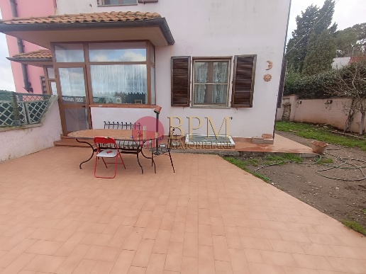 casa indipendente in vendita a Rosignano Marittimo