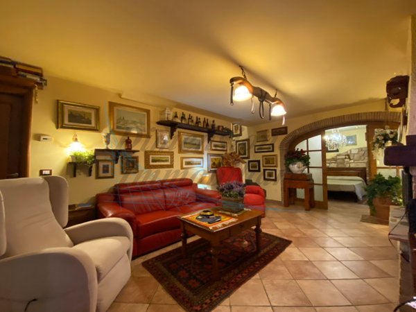 casa indipendente in vendita a Rosignano Marittimo in zona Rosignano Solvay