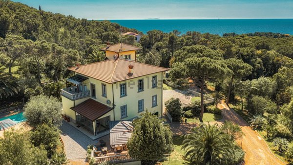 casa indipendente in vendita a Rosignano Marittimo