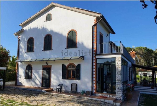 casa indipendente in vendita a Rosignano Marittimo